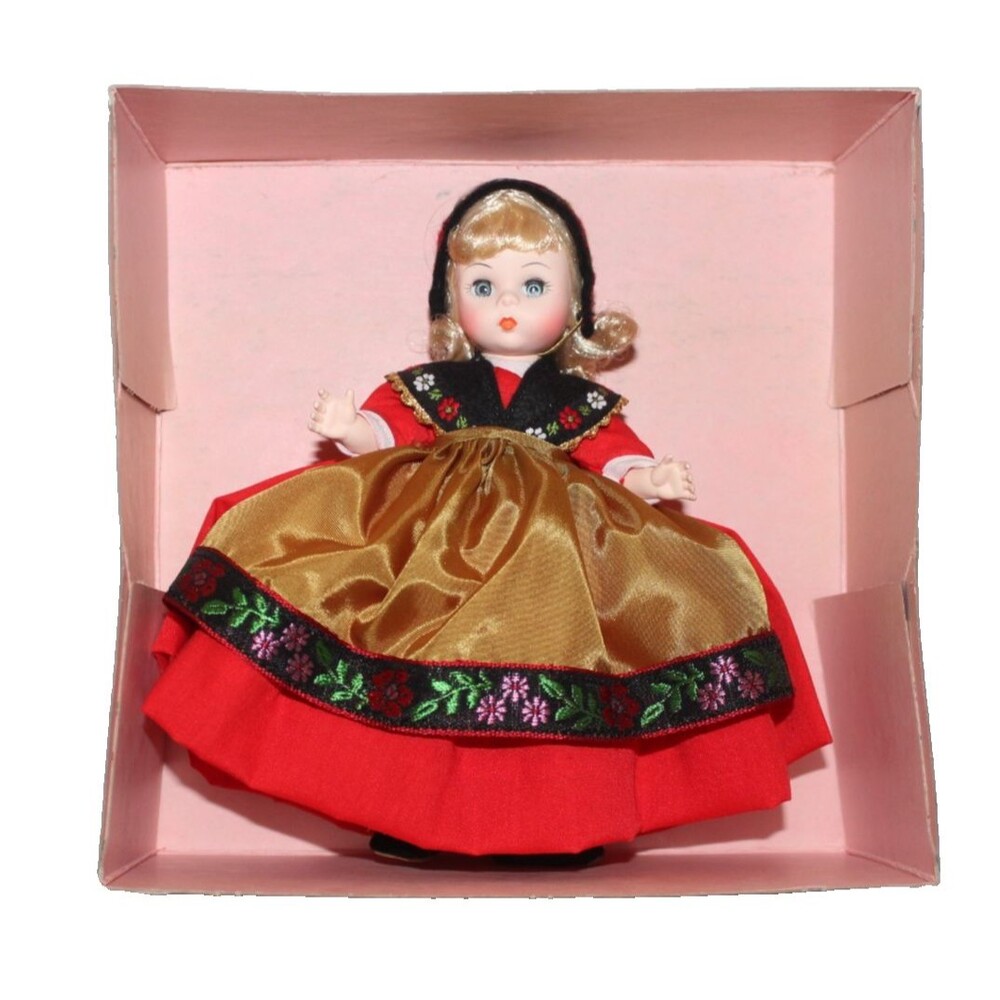 Vintage 1970's  Madame Alexander Sweden 8 In Doll #592 Exc Condition